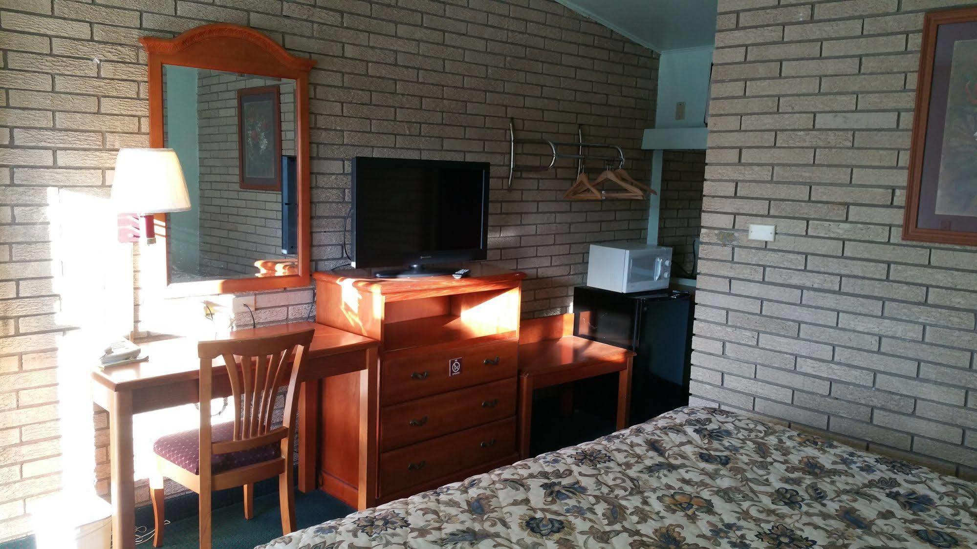 Budget Inn Heber Springs Buitenkant foto